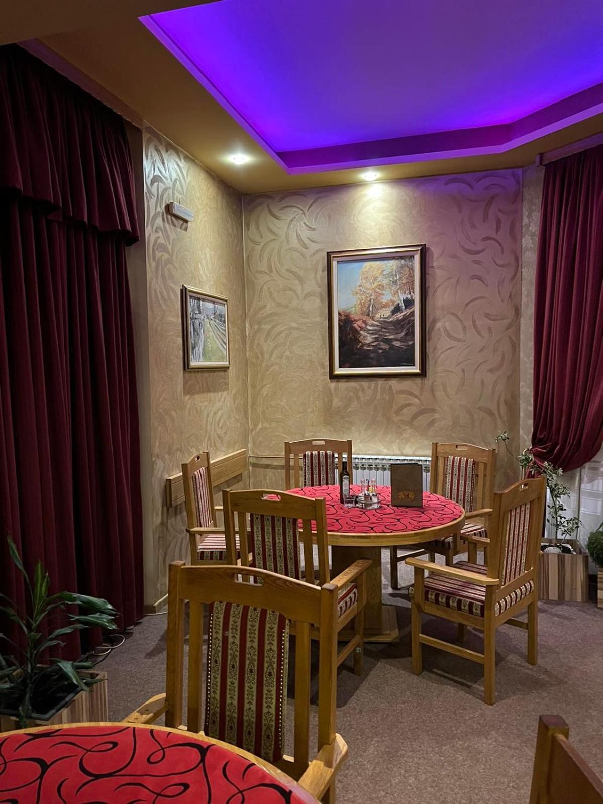 Hotel Dva Goluba パレ エクステリア 写真