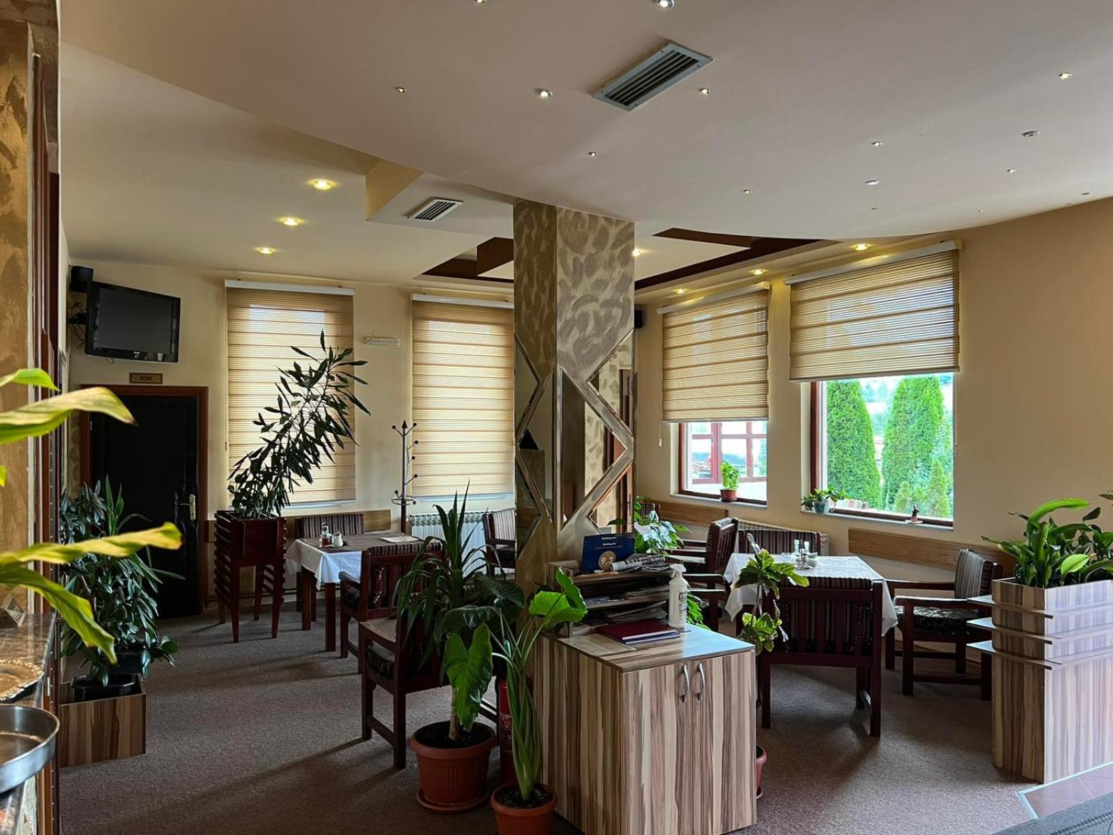 Hotel Dva Goluba パレ エクステリア 写真