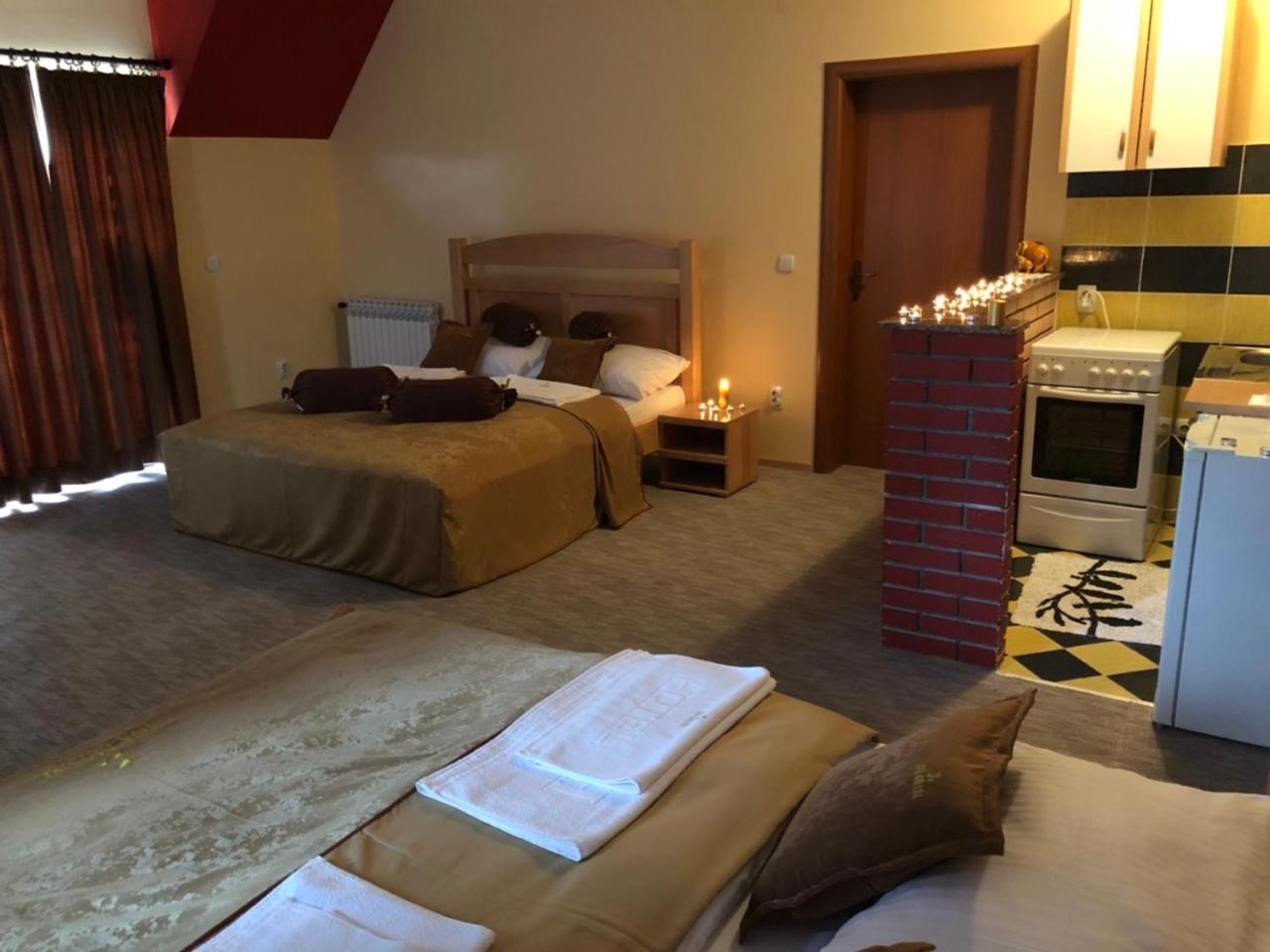 Hotel Dva Goluba パレ 部屋 写真